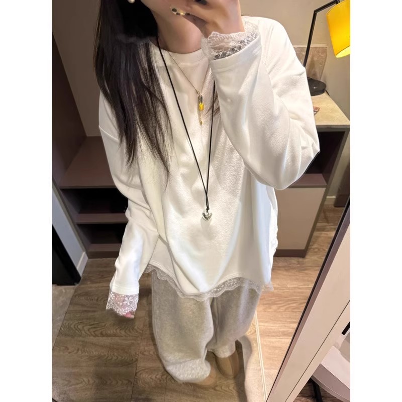 Has shipped Korean high-end lace long-sleeved T-shirt for women in spring and autumn loose cotton base shirt