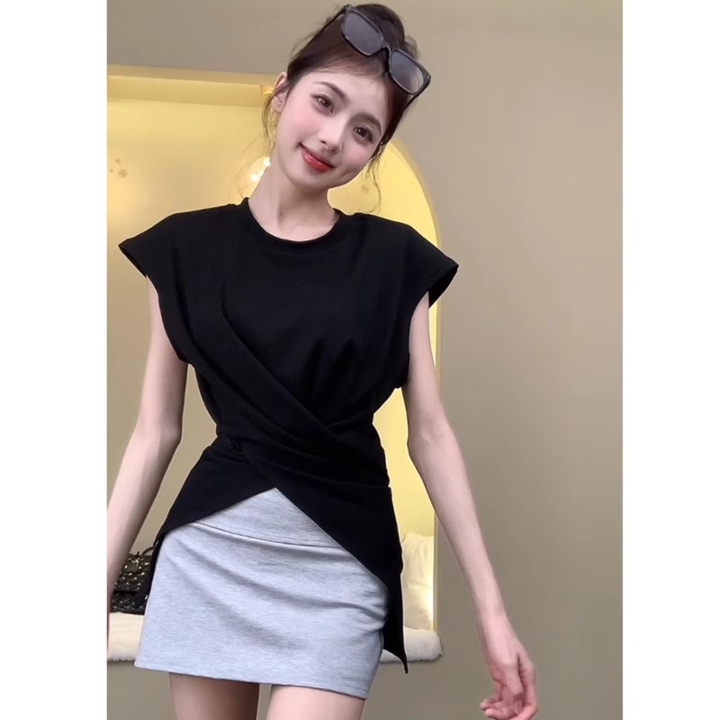 Has shipped, Royal Sister style design and cross short-sleeved T-shirt for women in summer new style, light and mature style slim
