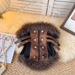 Shipped strapless vest for women in autumn fur collar leather old design chic street-fried pure blouse trendy