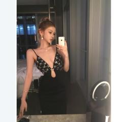 Shipped Dress with iron diamond metal accessories long off-shoulder bandage hip-packing strapless skirt over the knee simple