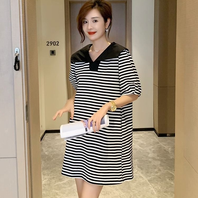 Shipped Dress for women's summer 2025 new European station European goods fashion age-reducing casual straight t-shirt skirt