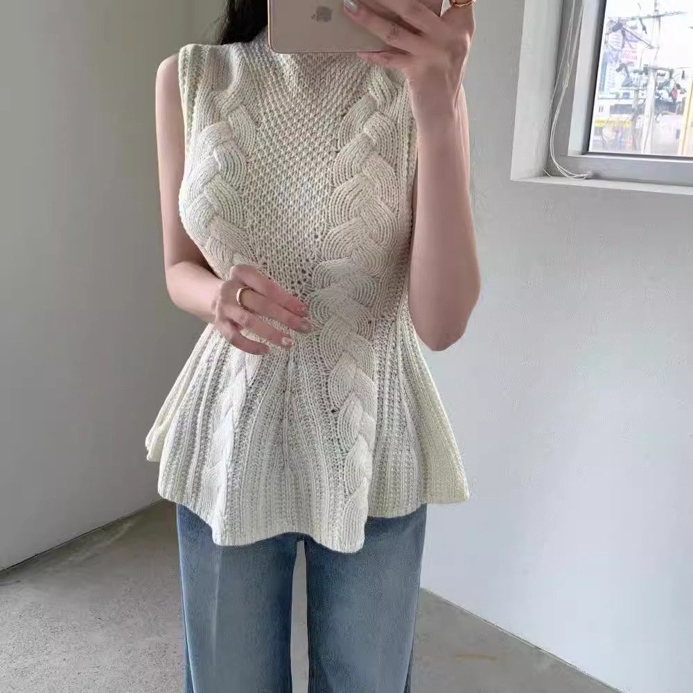 Twist knitted vest for women in summer new design Korean slim and versatile solid color sleeveless top