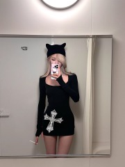 Shipped Black Cross Print T-shirt Women's Design Sensual Hot Girl Slim Long Sleeve Top