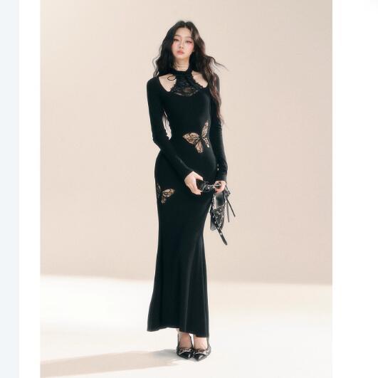 Shipped French lace sexy dress for women in autumn and winter buttocks, fishtail skirt, waist-hugging long skirt