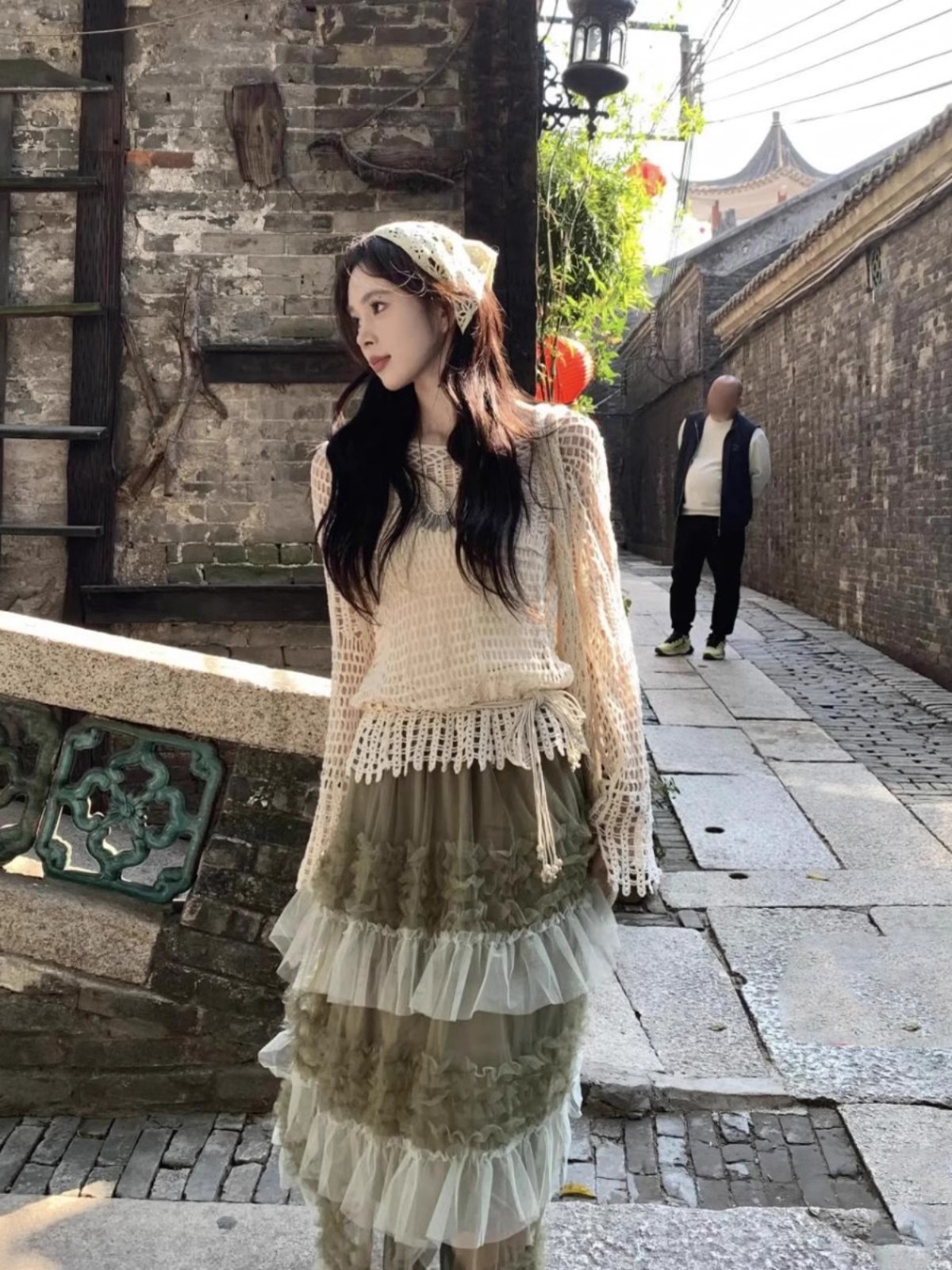 Shipped Bohemian hollow fishing net knitted blouse for women in summer Yunnan suspender outer tulle sun protection