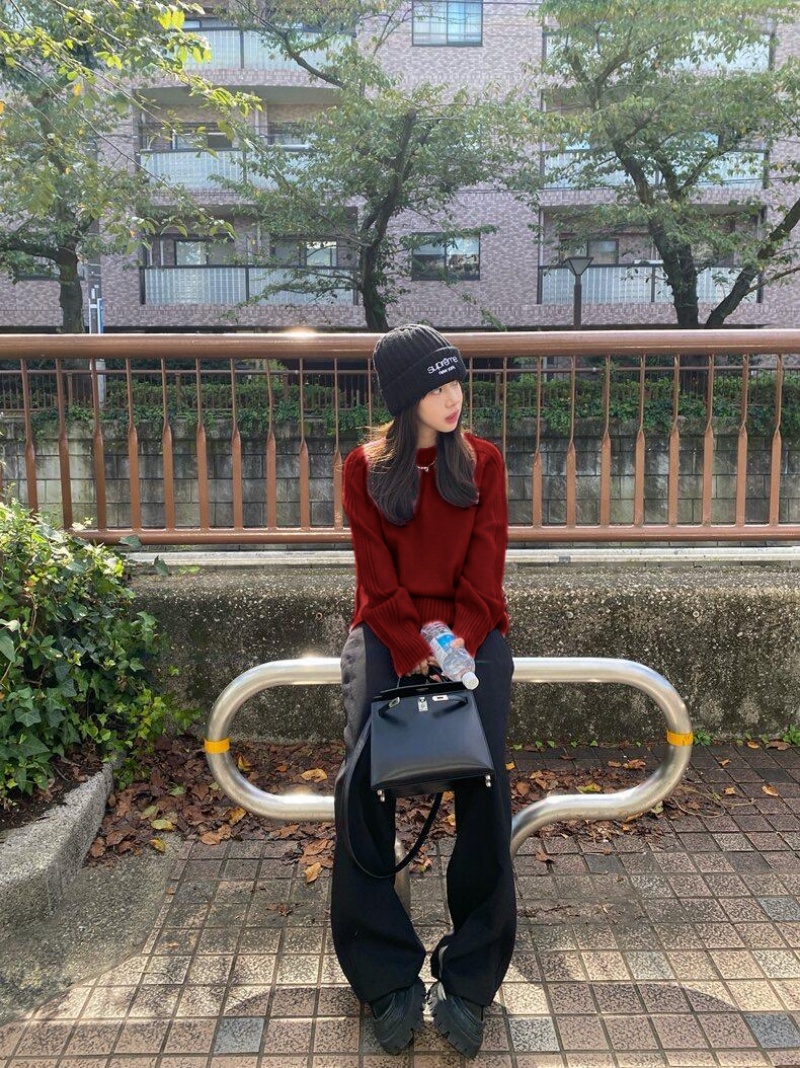 Shipped Basic Round Collar Strip Base Sweater for Women 2025 Spring and Autumn New Style Bright Color Simple Fashion Versatile