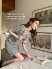 Shipped Summer short-sleeved twist knitted waist-hugging and slimming solid color simple dress short skirt