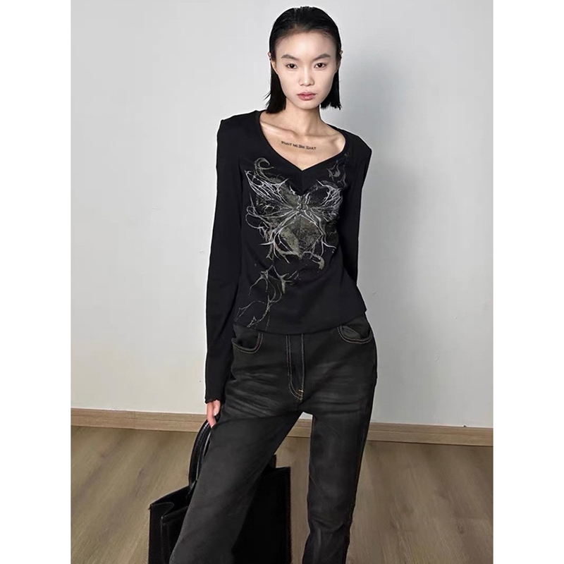 Shipped Official Photo + Original Production Method Spring and Autumn V-neck Long Sleeve T-shirt Top High Street Base Shirt