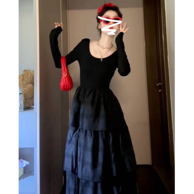 Has shipped French style Hepburn style long-sleeved dress for women in early autumn and winter high-end black long skirt