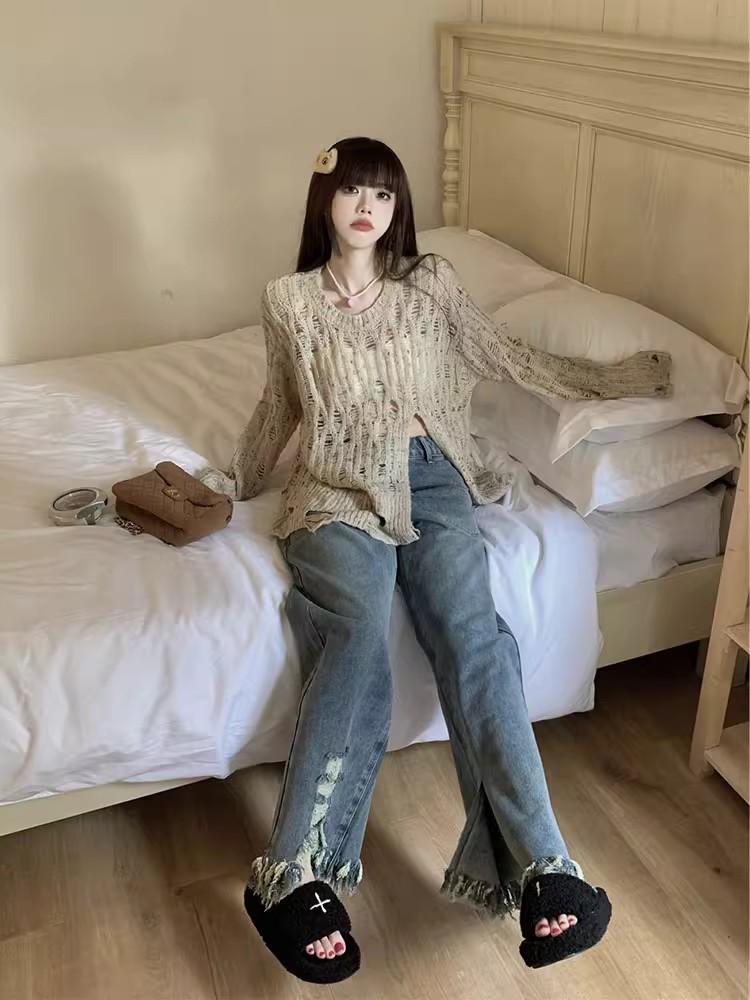 Has shipped Lazy style hollow slit thin wool sweater for women with niche layering design pure and sweet sun protection