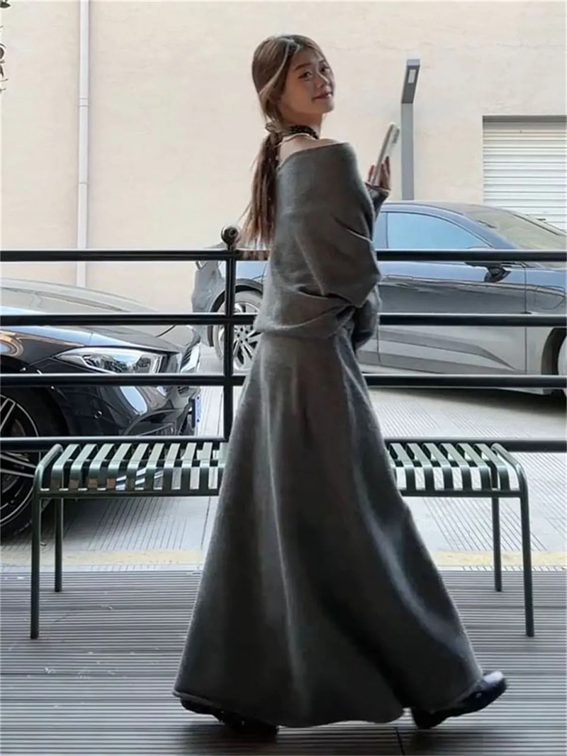 Has shipped Korean fashion high-end off-shoulder one-length top with high waist elastic waist long gray skirt