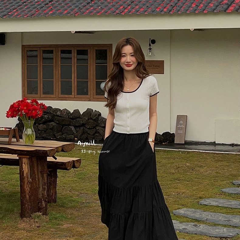 Shipped, slim short short sleeve summer new Korean round neck commuter thin sweater top for women