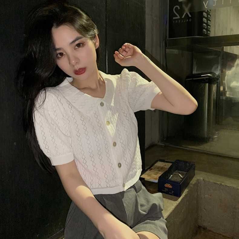 Has shipped knitted short-sleeved ice silk white cardigan top short design is super good-looking base T-shirt for women