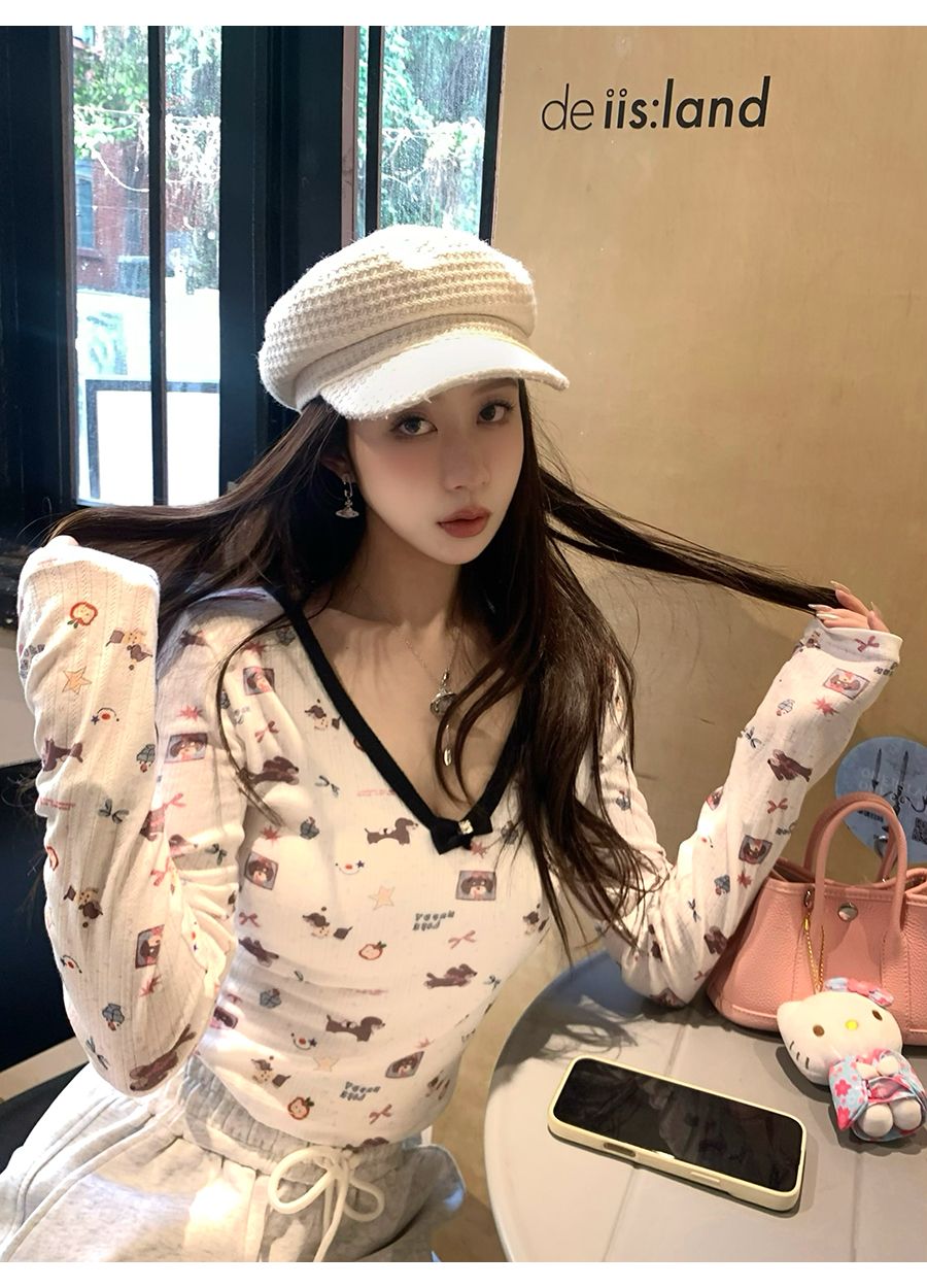 Jacquard fabric Korean V-neck long-sleeved T-shirt for women in spring and autumn thin niche hot girl BM style slim base top