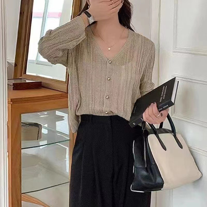 European heavyweight early spring 2025 new black fashionable versatile long-sleeved sweater women's high-end top