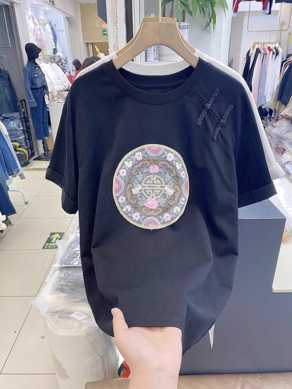 2025 summer new style new style new Chinese embroidered short-sleeved T-shirt for women's retro Chinese style T-shirt base top