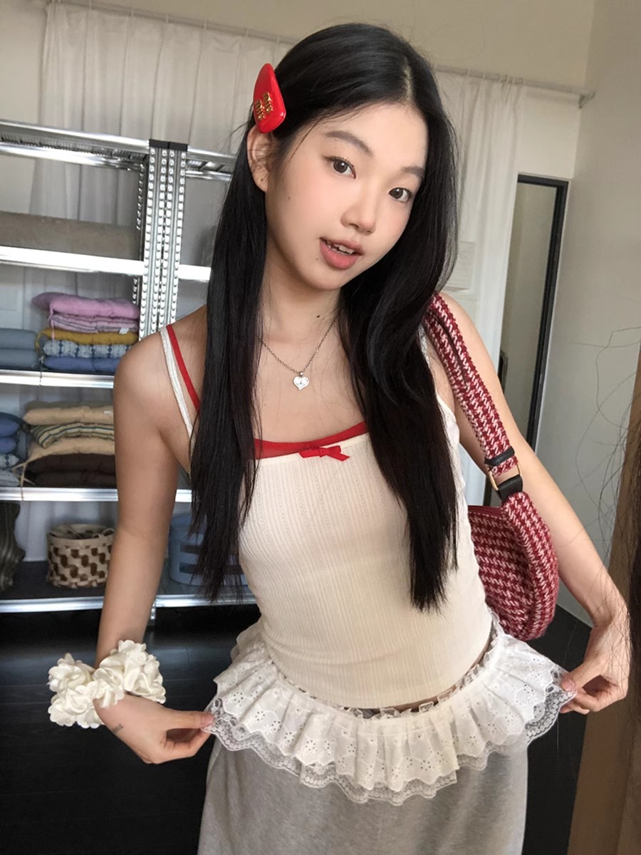 Men's cotton jacquard lace splicing fake two-piece suspender vest for women in summer slim design hot girl contrasting color top