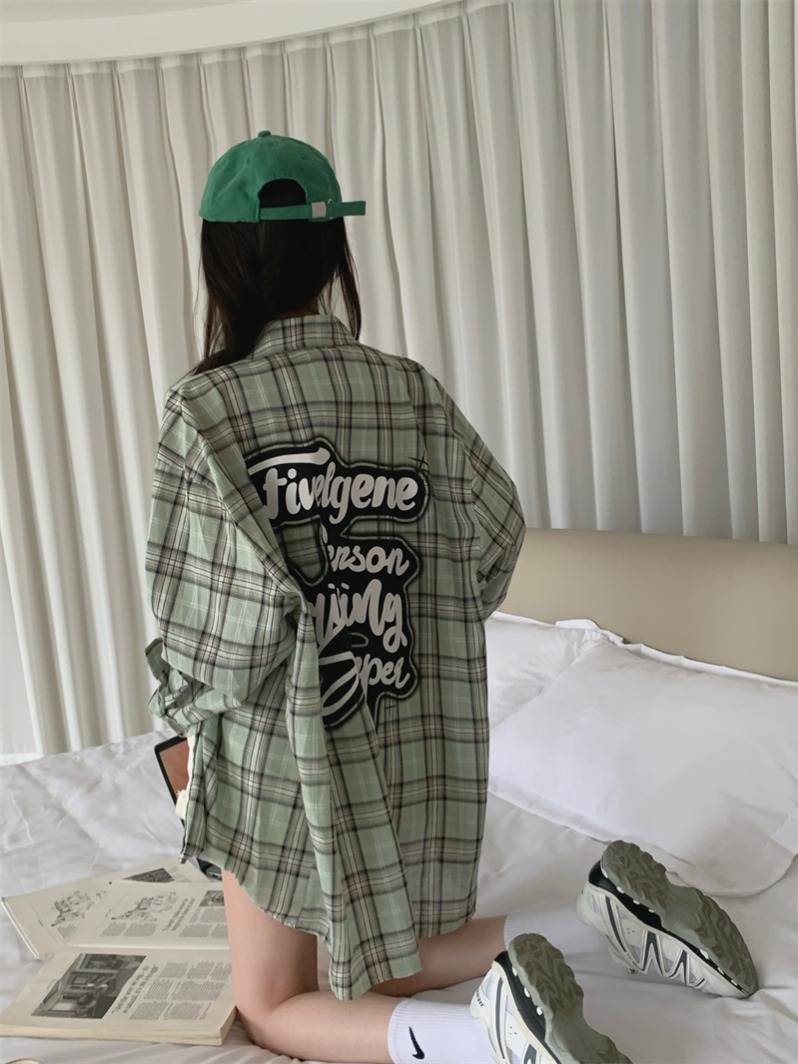Real photo of new loose and versatile long-sleeved printed plaid shirt for women