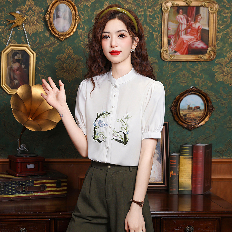 Real shot of 2025 summer new plain embroidered short-sleeved Chinese style Hanfu improved shirt fashionable shirt chiffon shirt women