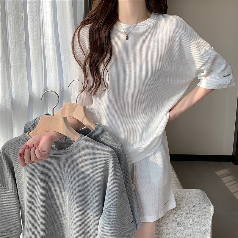 Real shot of 2025 summer waffle casual sports suit