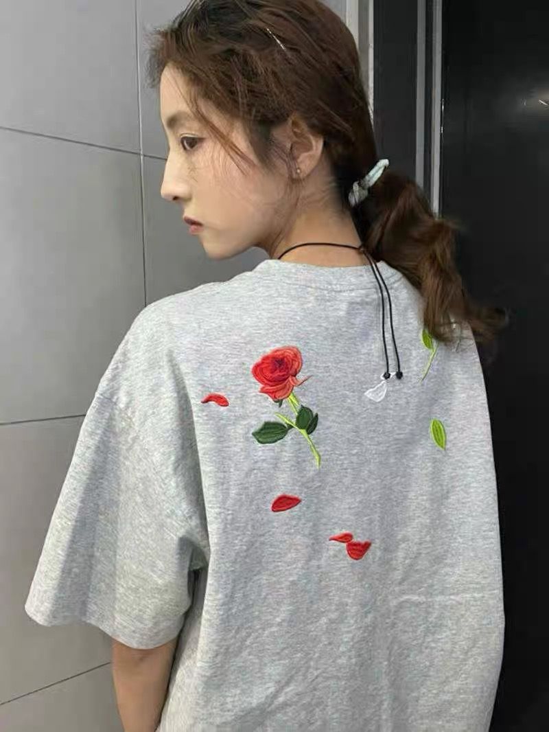 刺繡純棉220克精梳緊密短袖t恤女