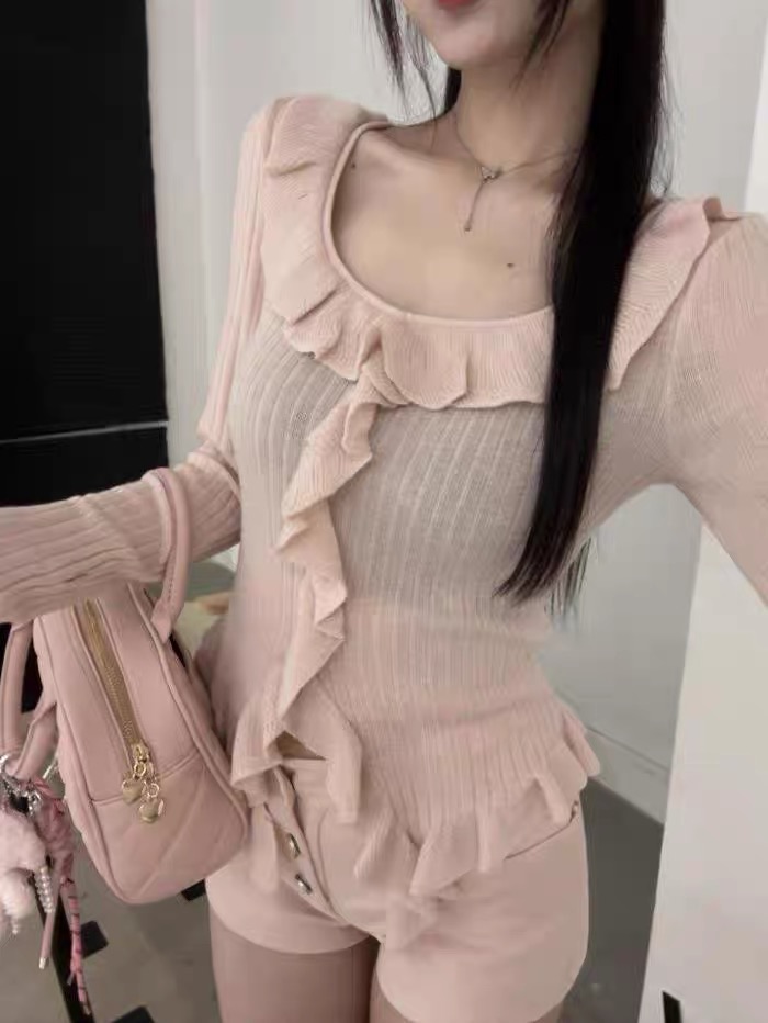 Pure and sweet wood ears with round neck and ruffle edge spliced ​​long sleeve sweater slimming top 2025 spring new product