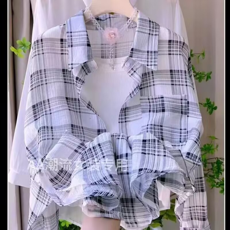 French high-end breathable plaid shirt top for women in summer 2025 new design thin sunscreen shirt