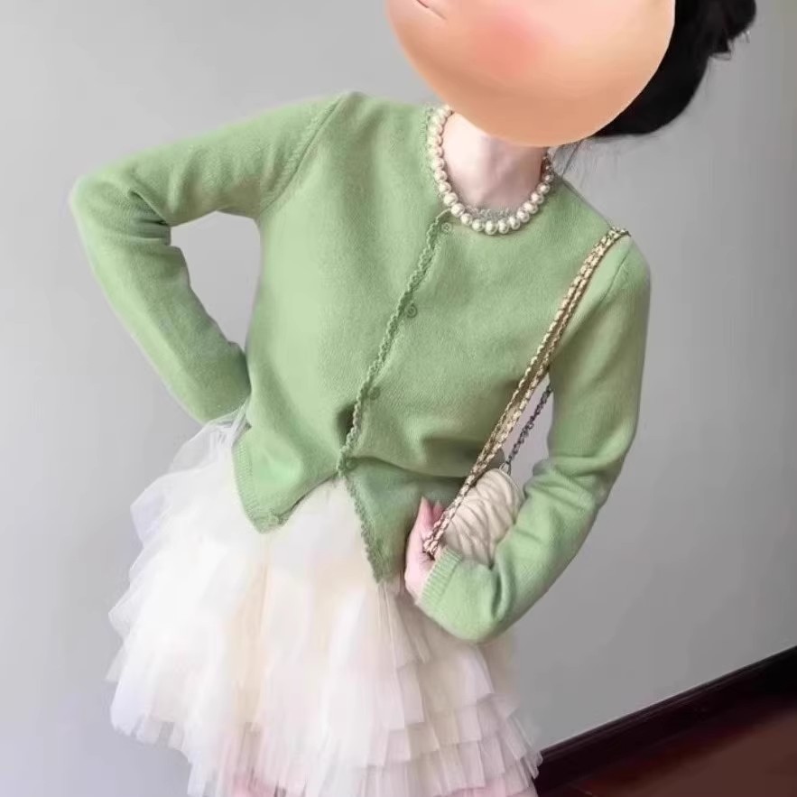 Green hand hook lace versatile knitted cardigan 2025 spring Korean small person soft and high-end knitted suit