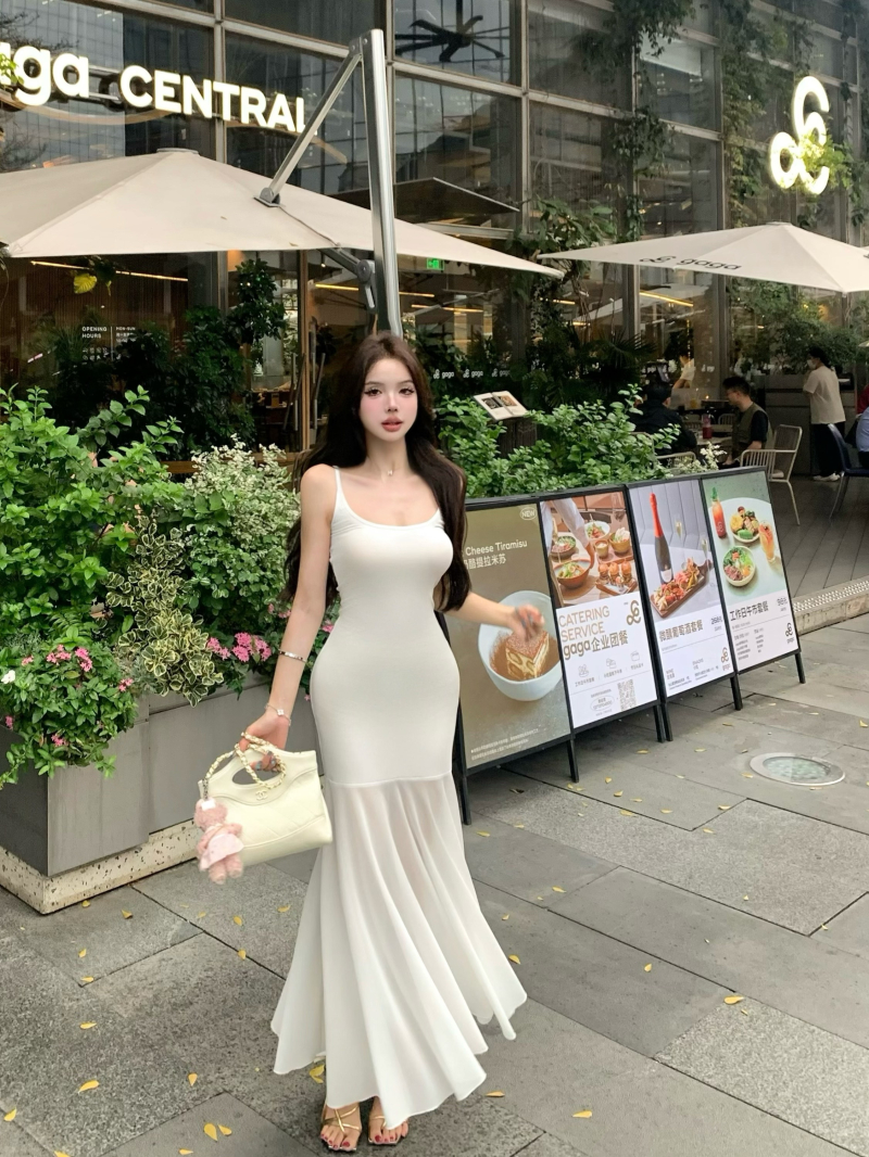 Real photo of the human coco basic version white suspender dress for women's summer thin mesh skirt hip-covered long skirt