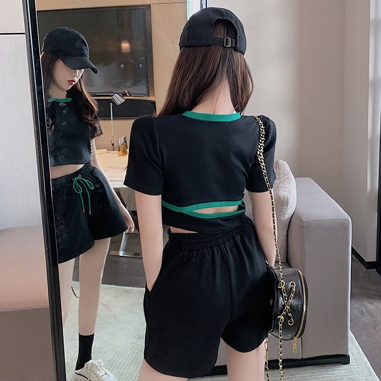 2025 summer suit for women, small casual age-reducing sportswear wide-leg shorts can be salty or sweet and fried street two-piece set