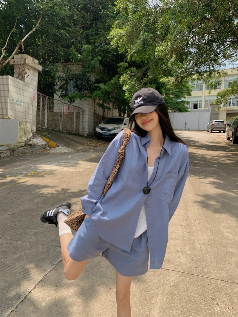 Real shot of early spring daily versatile blue casual loose shirt + elastic waist shorts suit