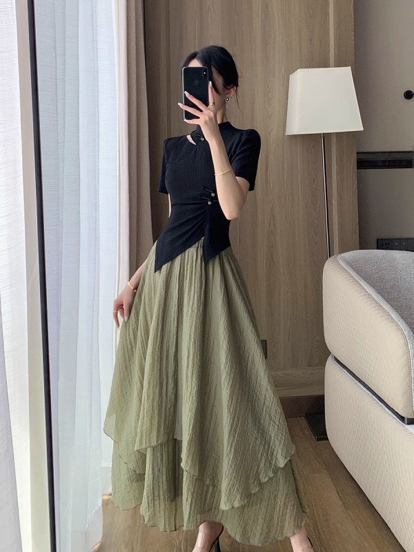 New Chinese black shirt for women 2025 summer new fashion slim and versatile temperament short-sleeved top