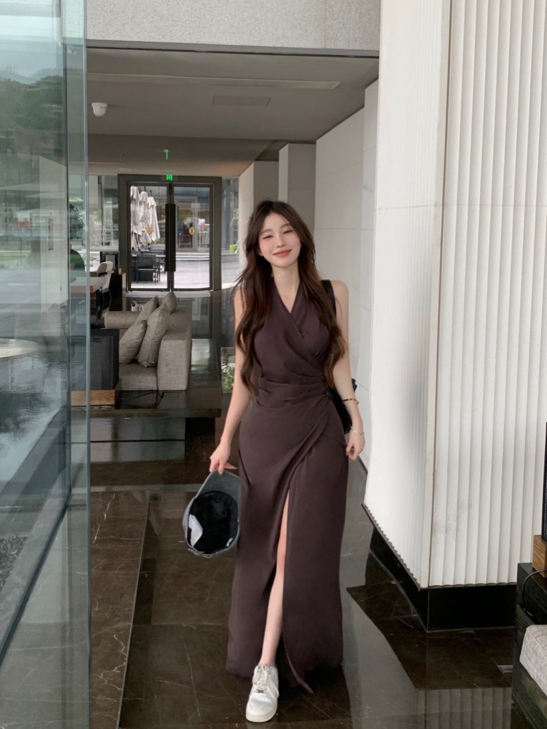 Real photos Hawaii's favorite V-neck halter neck Tennis dress waist-retracted and slit backless long skirt