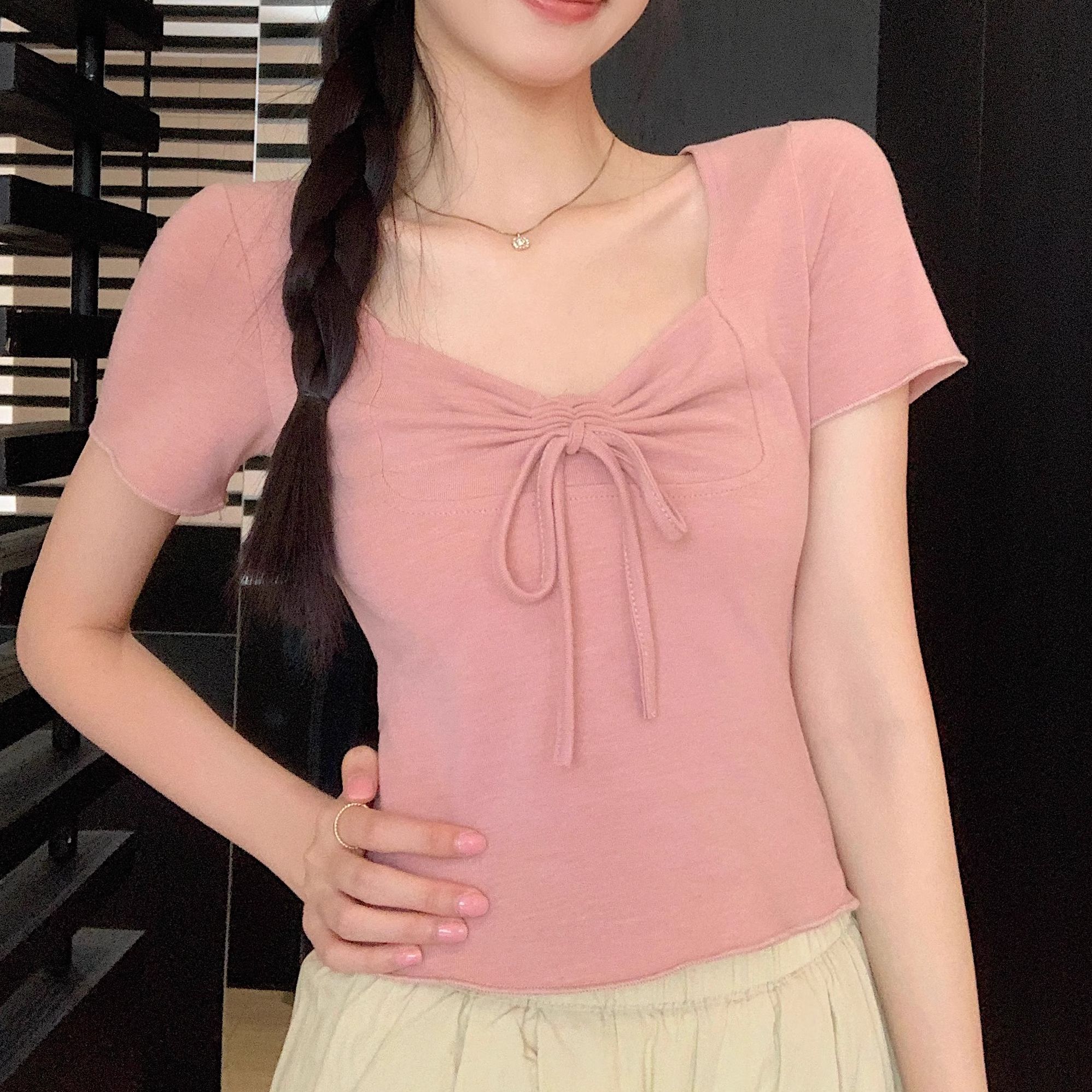 純欲風辣妹方領正肩短袖T恤女設計感小眾修身顯瘦短款上衣服
