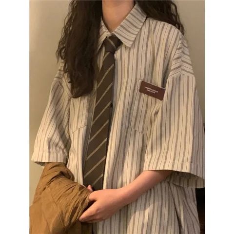 American retro Japanese women's loose and versatile college style design niche short-sleeved striped shirt