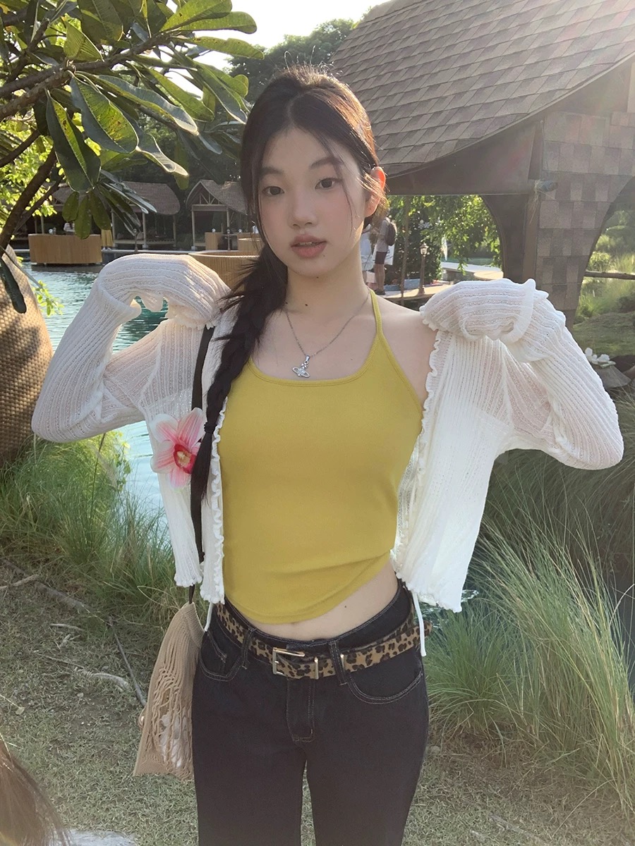 Red Man Pavilion knitted cardigan for women in spring wear new top chic Korean white blouse temperament sweater jacket