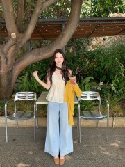 Berry Likes You and Huan Dapang Customized Mixing Embroidered V-neck Slinging Shirt for Women French Slim Sleeveless Top