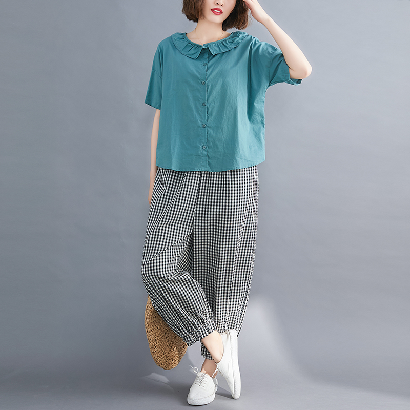 Real photo of retro literary suit for women 2025 loose short-sleeved top nine-point bloomers casual two-piece set