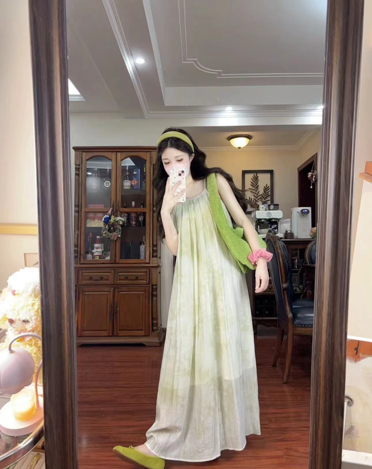Coffee break French mint green suspender dress for women in summer beach vacation beach skirt super fairy floral long skirt