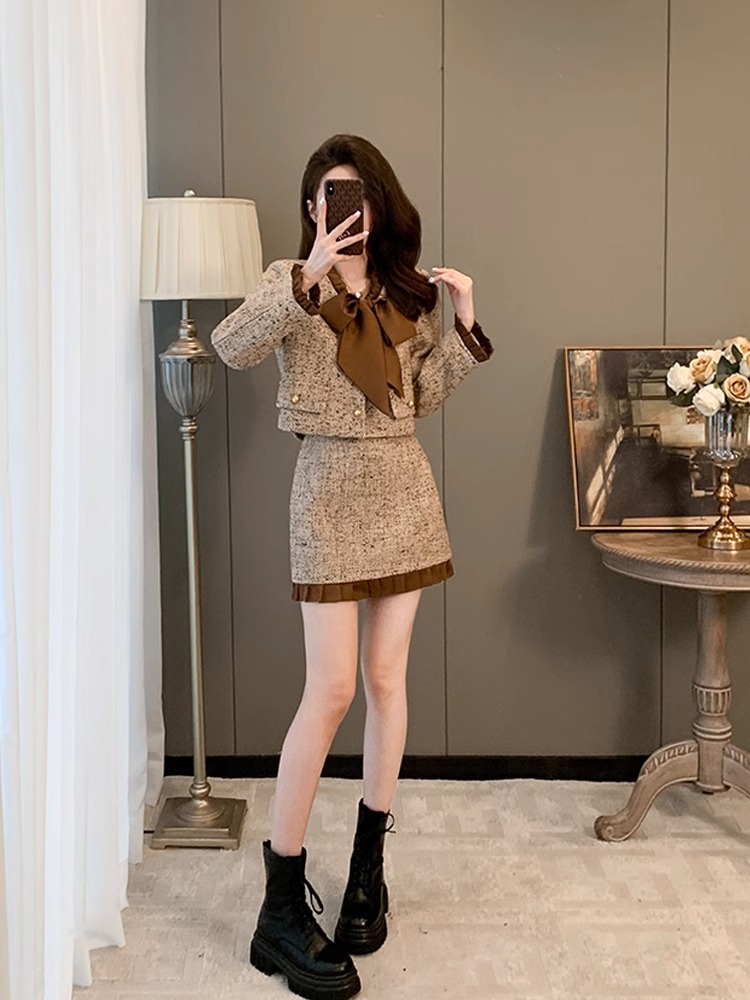 2025 Spring and Autumn New Fashion Small Flavor Style Suit Skirt Women's Fashionable Bow Short Jacket Skirt Two-piece Set