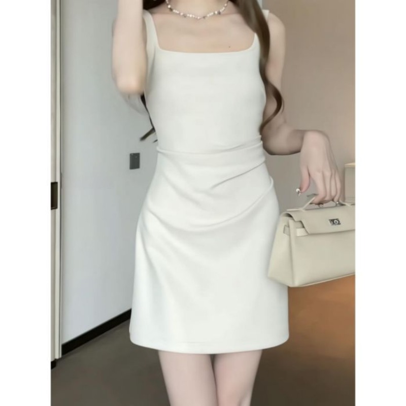 2025 spring new style waist-hugging and slim design, small pleated vest suspender dress for women