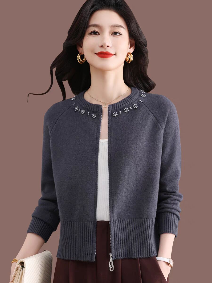 Small sweater for women in spring and autumn round neck versatile knitted jacket loose short high-waisted wool cardigan