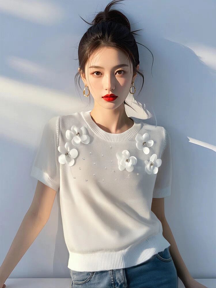 Korean style white knitted short-sleeved T-shirt for women's design niche three-dimensional flower tops small fragrance style base shirt