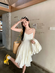 Real shot~Heart crush heavy industry ruffle insertion suspender dress Miu-style cake skirt