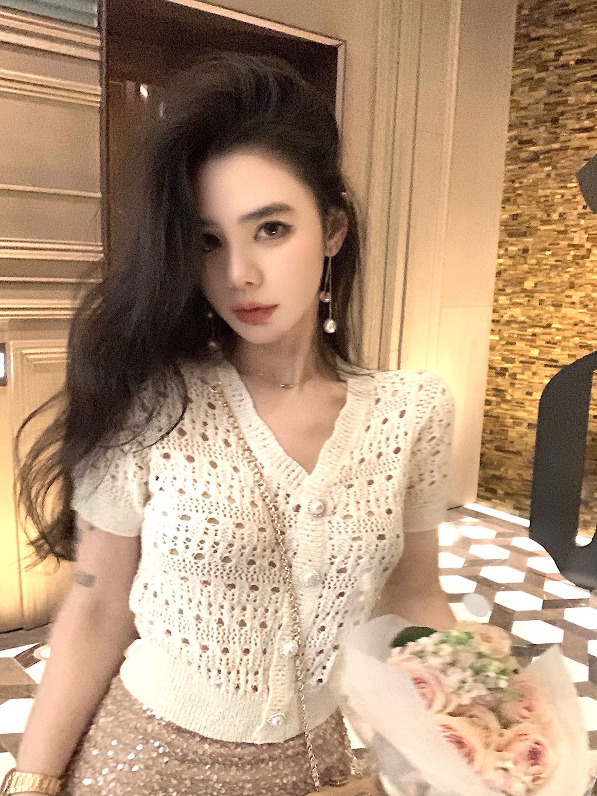 已出貨 顯瘦高腰亮片a字半身裙女2025新款女小個子V領鏤空針織衫
