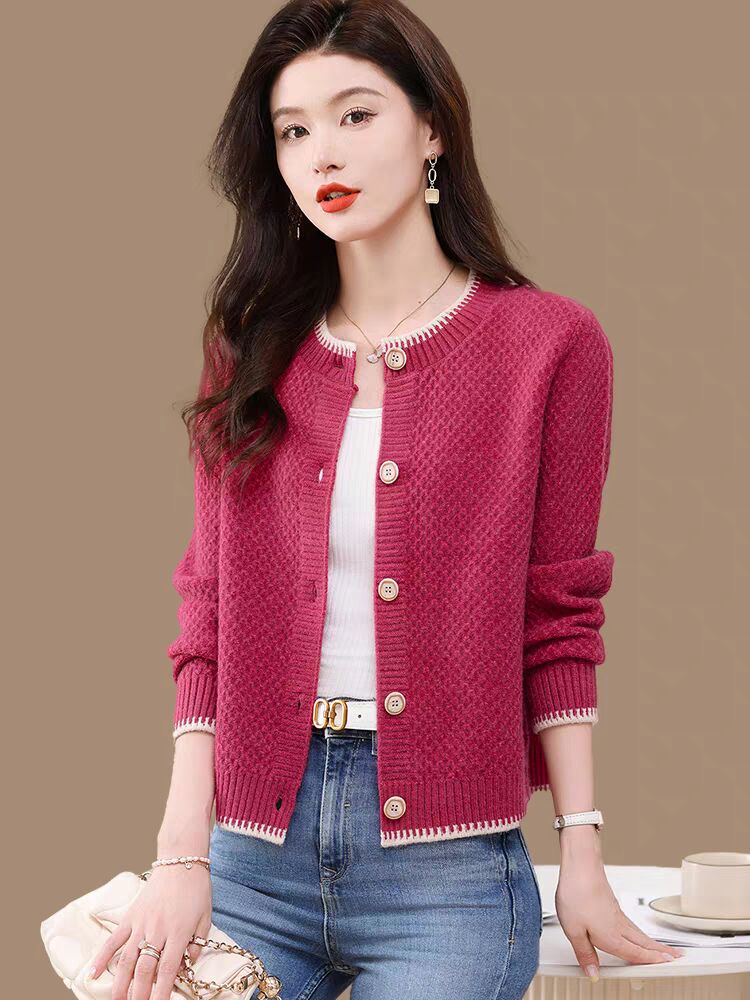 Round neck knitted cardigan for women in spring and autumn new small short outer top thick sweater jacket