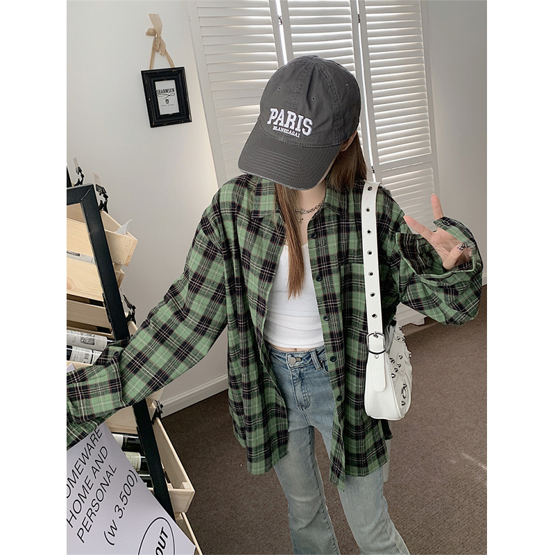 Green plaid shirt for women, women's retro Hong Kong style jacket cardigan design sense casual lazy style long sleeve loose top for women