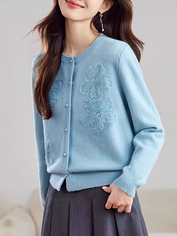 Small fragrant style flower sweater jacket for women in spring and autumn 2025 new style outerwear top knitted sweater wool cardigan