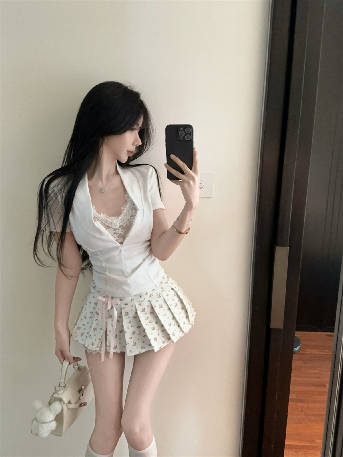 Real shot of lace lace splicing fake two-piece short-sleeved sweet and spicy top for women short-sleeved T-slim women summer