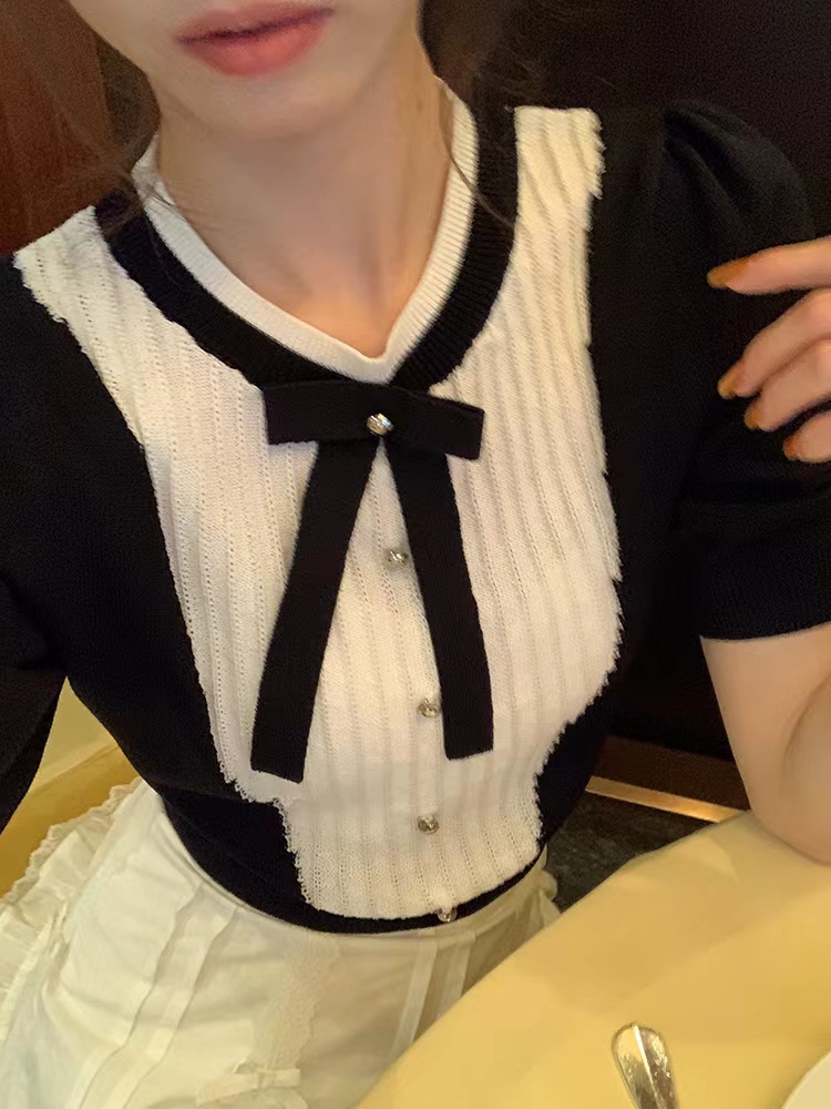 已出貨 珍妮弗Lisa茶系穿搭優雅法式撞色蝴蝶結上衣